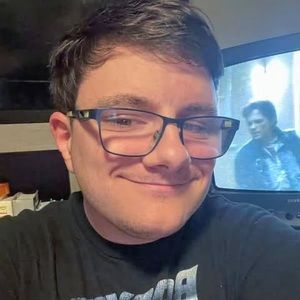 Meet your Posher, Evin